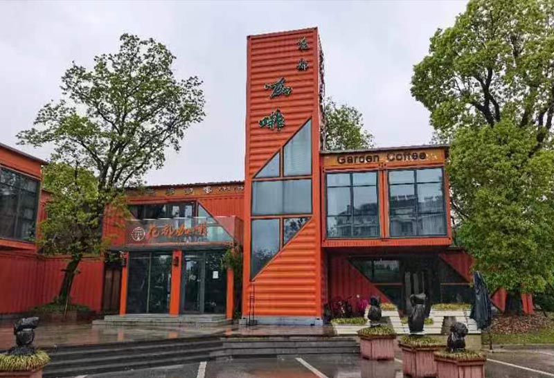 花都匯南門主入口處游客服務(wù)中心左側(cè)